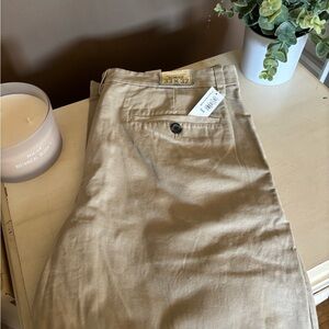 Old Navy Tan Chinos Versatile Everyday Wear
